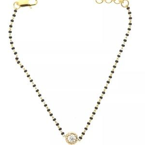 18K Y/G Diamond Black Bead Solitaire Bracelet 0.24